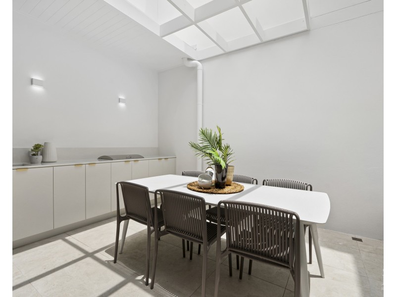 9/1 Queen Street, Scarborough QLD 4020