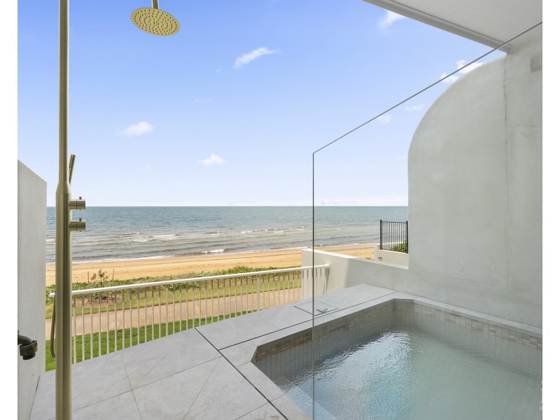 9/1 Queen Street, Scarborough QLD 4020