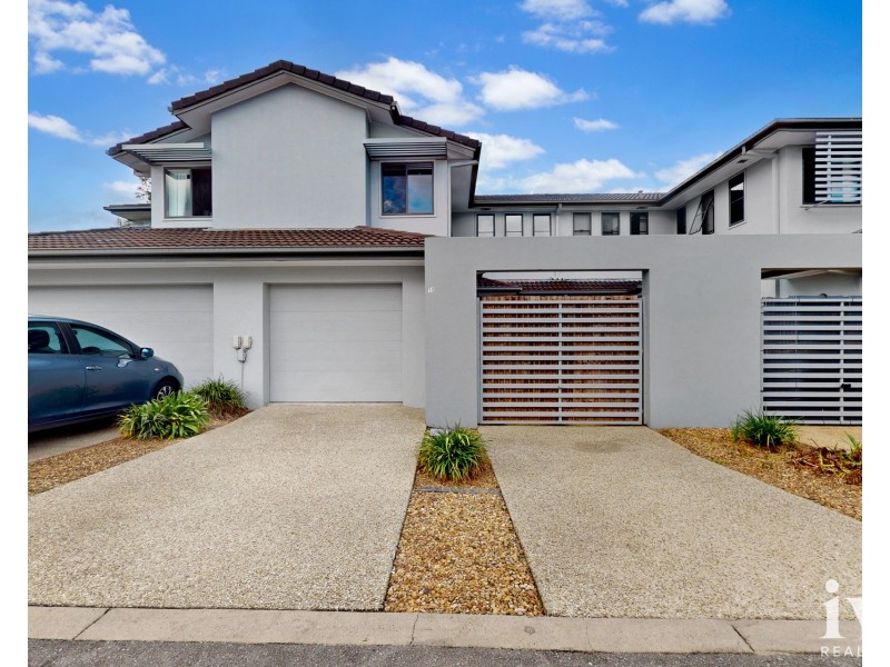 14/2 Catalina Way, Upper Coomera QLD 4209