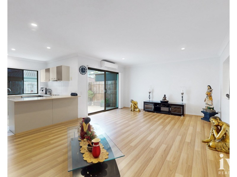 14/2 Catalina Way, Upper Coomera QLD 4209