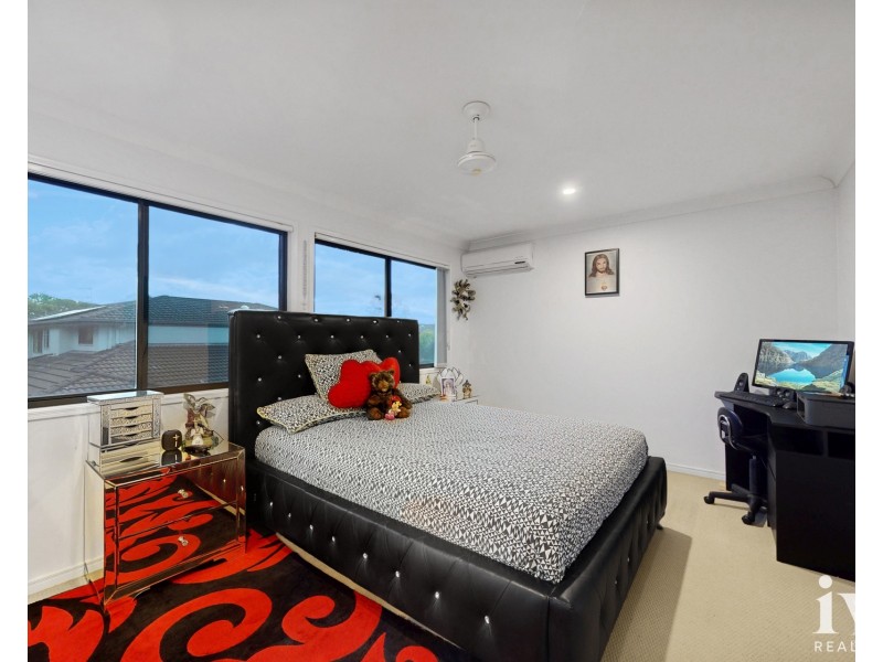 14/2 Catalina Way, Upper Coomera QLD 4209