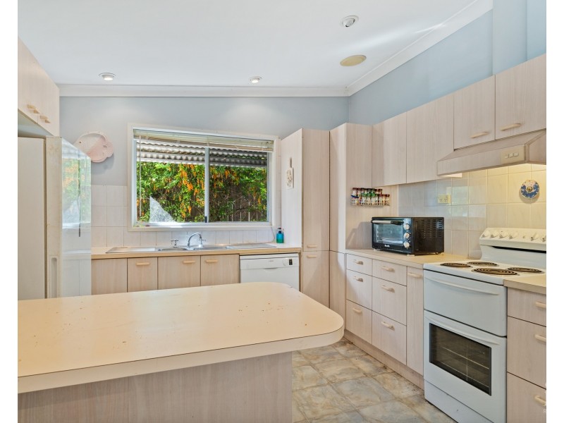20 Lance Drive, Mount Warren Park QLD 4207