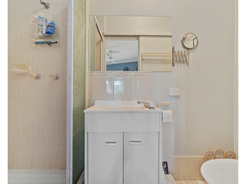 20 Lance Drive, Mount Warren Park QLD 4207