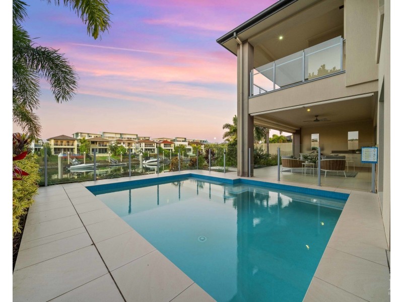 6193 Bolsena Circuit, Hope Island QLD 4212