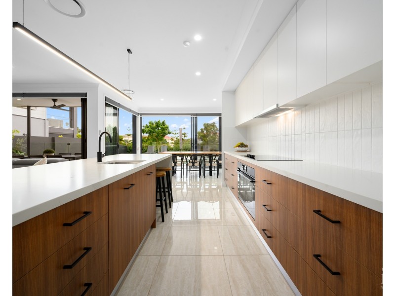 1891 Highlands Lane, Sanctuary Cove QLD 4212