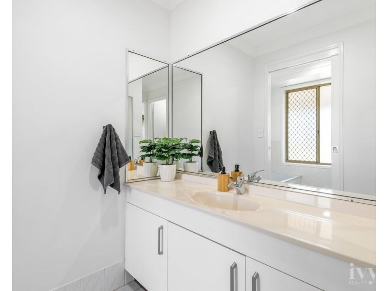 62 Vaughan Drive, Ormeau QLD 4208
