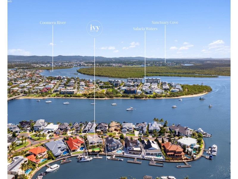 11 Excalibur Court, Sovereign Islands QLD 4216