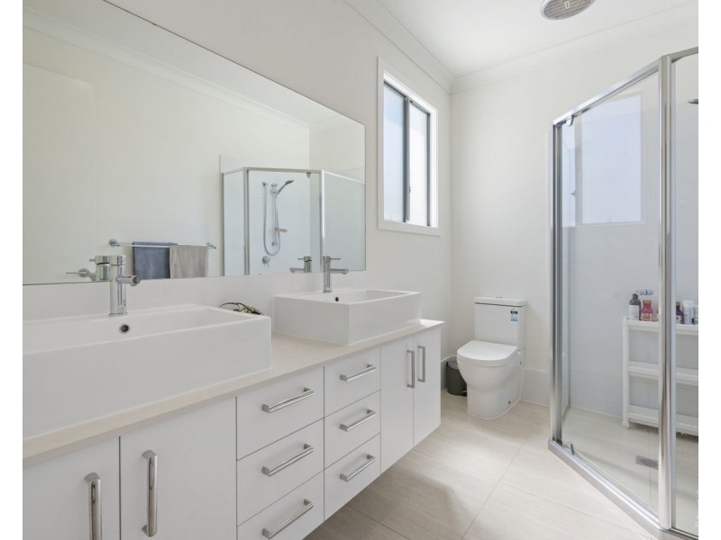 7830 Pavilions Close, Hope Island QLD 4212