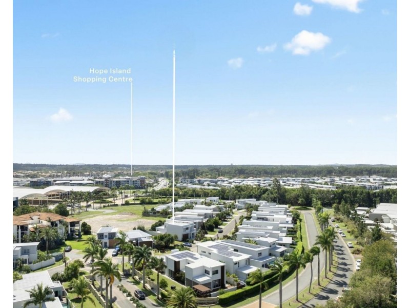 7830 Pavilions Close, Hope Island QLD 4212