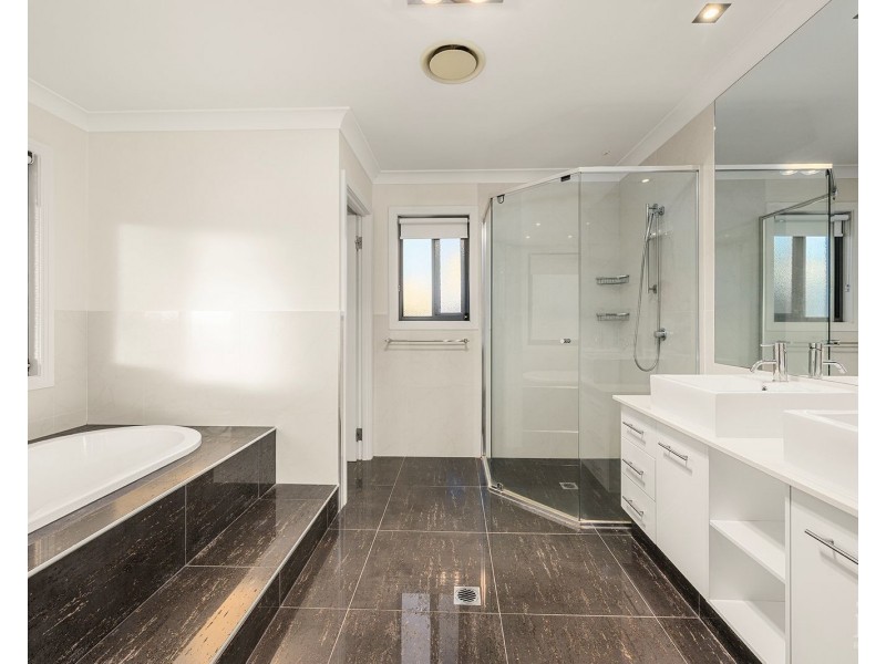 50 Back Street, Biggera Waters QLD 4216