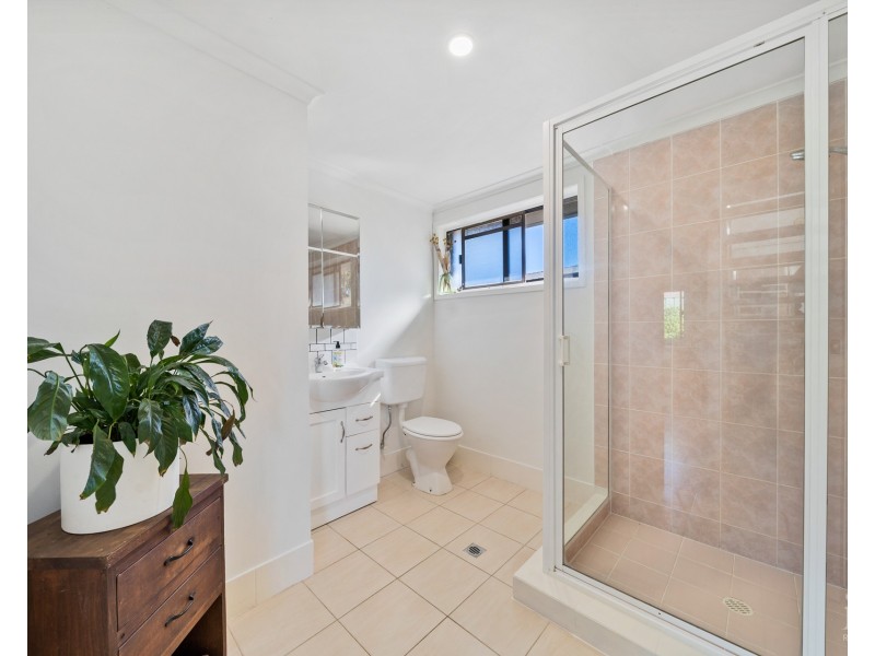 15 Lorisch Court, Mount Warren Park QLD 4207