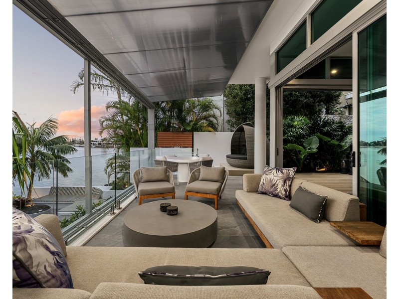 10103/2 Ephraim Island, Paradise Point QLD 4216