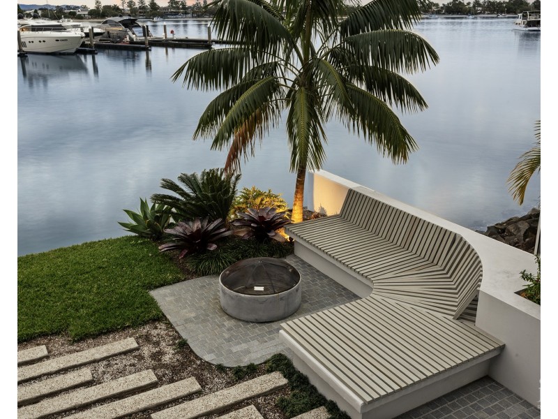 10103/2 Ephraim Island, Paradise Point QLD 4216