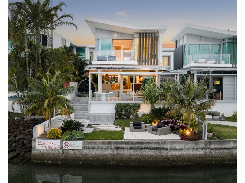 10103/2 Ephraim Island, Paradise Point QLD 4216
