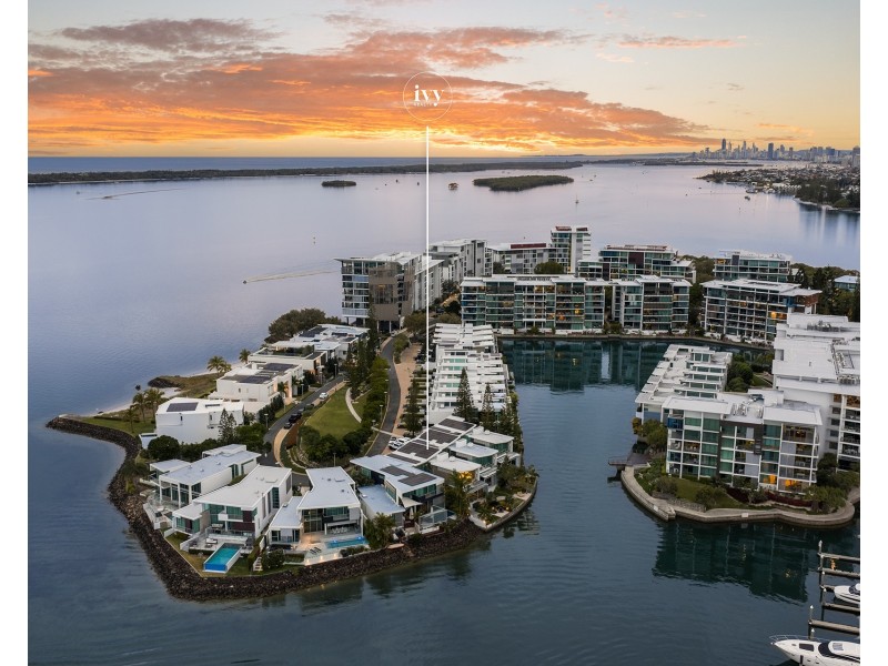 10103/2 Ephraim Island, Paradise Point QLD 4216