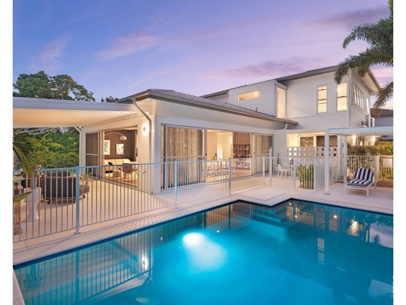 39 Serenity Boulevard, Helensvale QLD 4212
