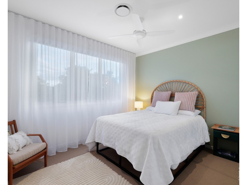 39 Serenity Boulevard, Helensvale QLD 4212