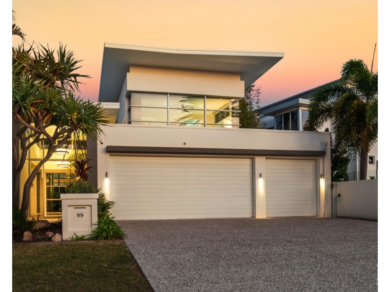 99 The Sovereign Mile, Sovereign Islands QLD 4216