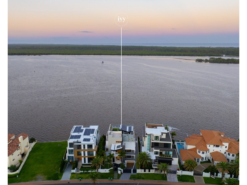 46 Knightsbridge Parade, Sovereign Islands QLD 4216