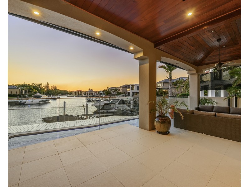 46 King Arthurs Court, Sovereign Islands QLD 4216