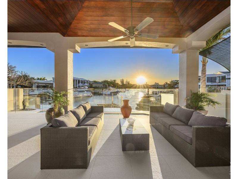 46 King Arthurs Court, Sovereign Islands QLD 4216