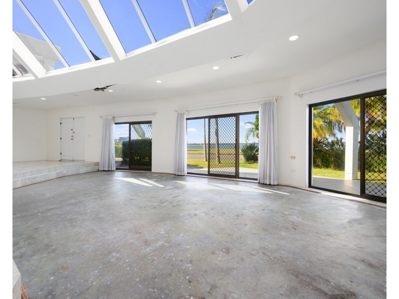 12 James Cook Esplanade, Hollywell QLD 4216