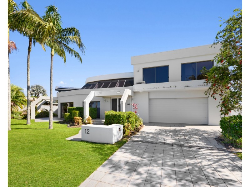 12 James Cook Esplanade, Hollywell QLD 4216