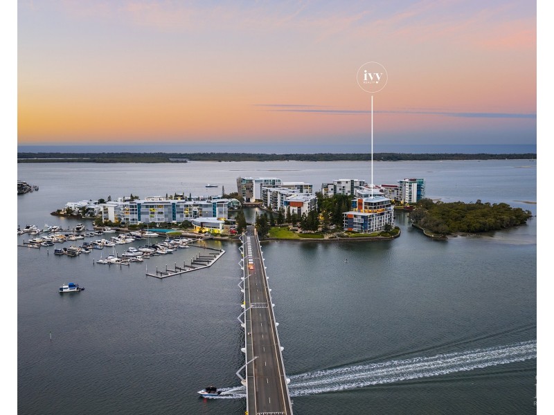 31602/2 Ephraim Island, Paradise Point QLD 4216