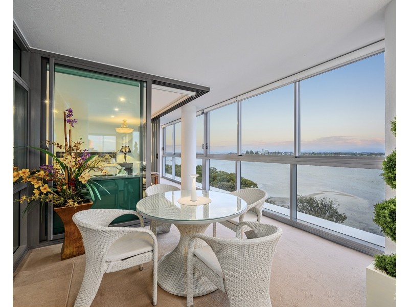 31602/2 Ephraim Island, Paradise Point QLD 4216