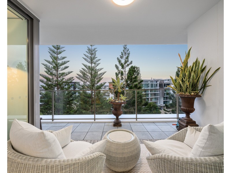 31602/2 Ephraim Island, Paradise Point QLD 4216