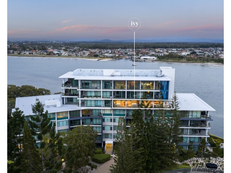 31602/2 Ephraim Island, Paradise Point QLD 4216