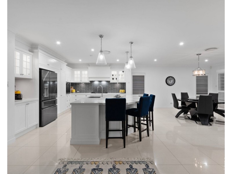 2015 The Circle, Sanctuary Cove QLD 4212