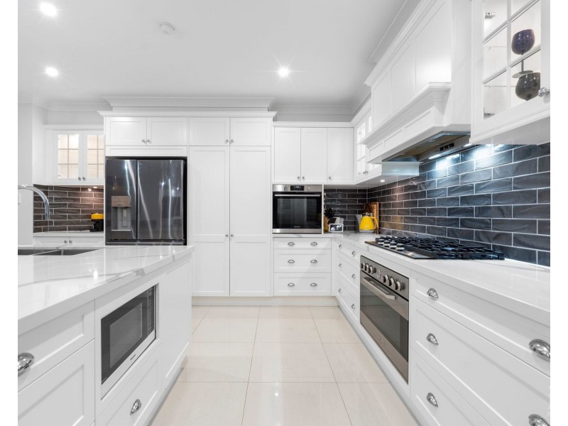 2015 The Circle, Sanctuary Cove QLD 4212