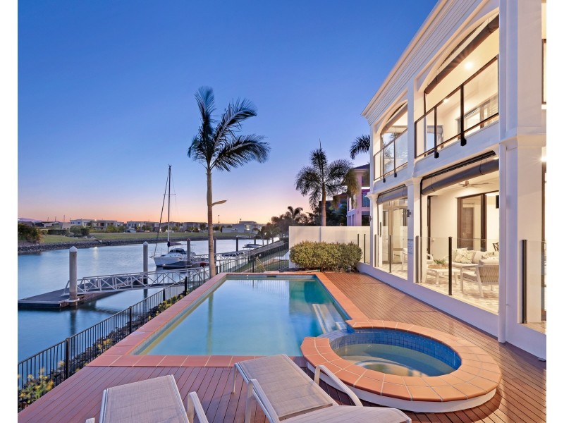 1051 Edgecliff Drive, Sanctuary Cove QLD 4212
