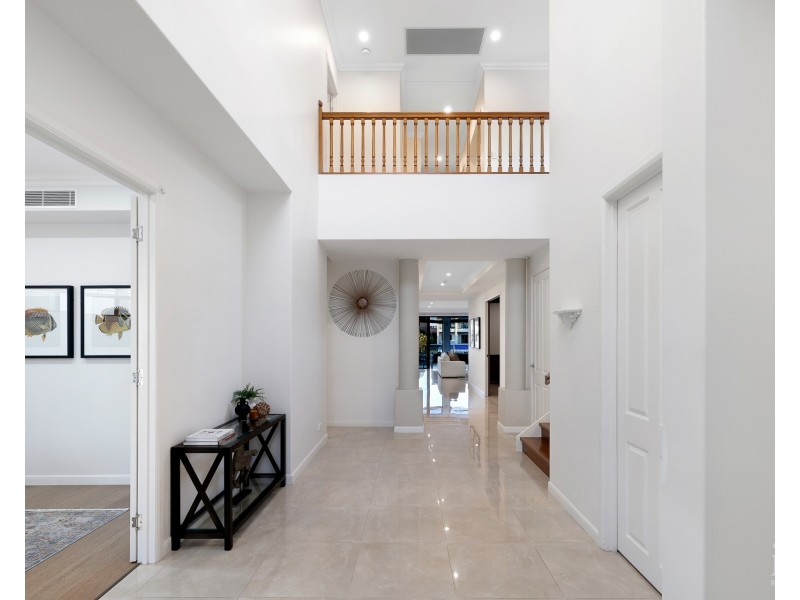 1051 Edgecliff Drive, Sanctuary Cove QLD 4212
