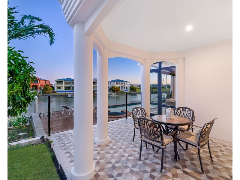 1051 Edgecliff Drive, Sanctuary Cove QLD 4212