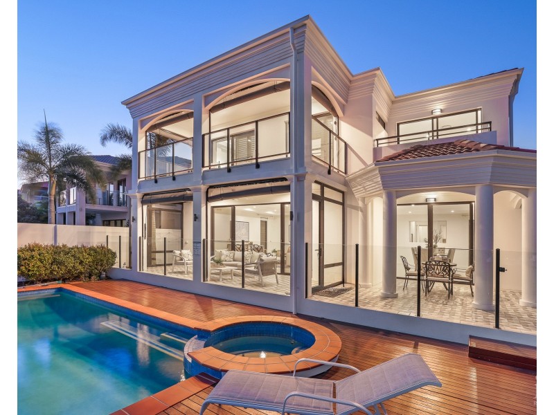 1051 Edgecliff Drive, Sanctuary Cove QLD 4212
