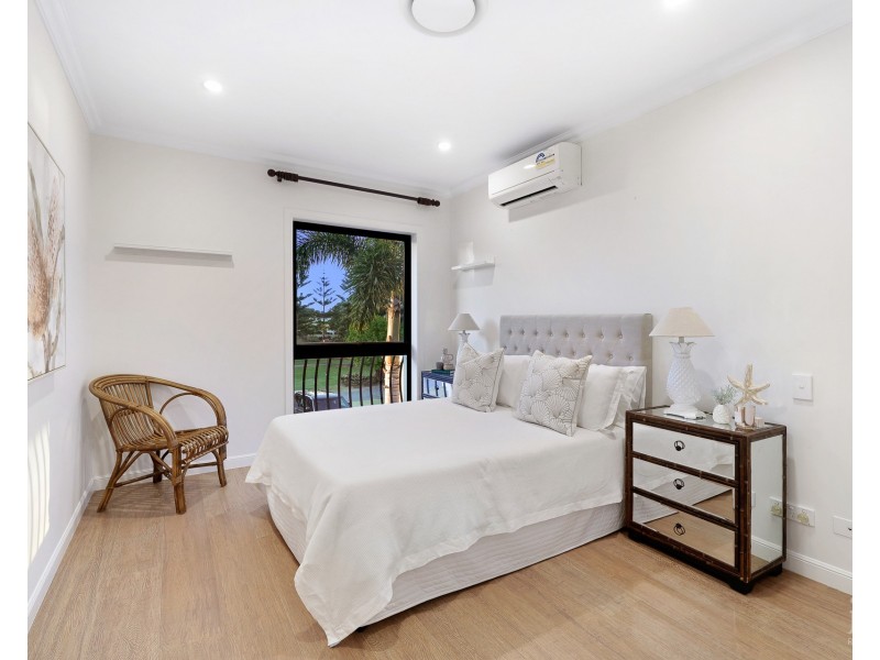 1051 Edgecliff Drive, Sanctuary Cove QLD 4212