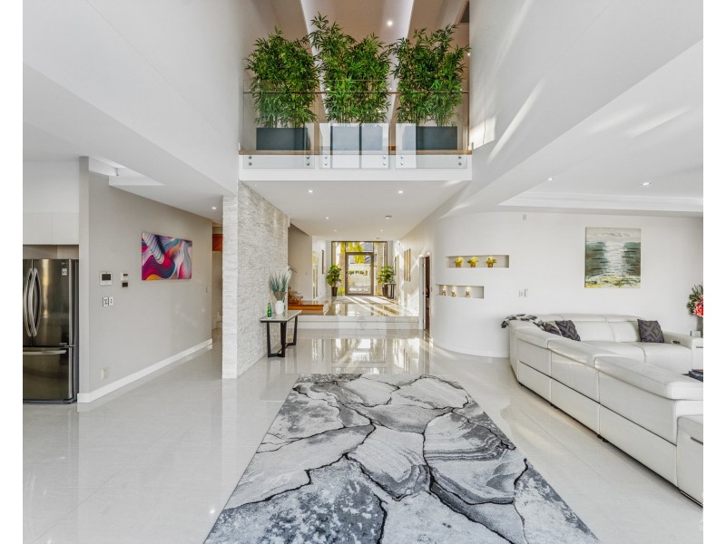 65 The Sovereign Mile, Sovereign Islands QLD 4216