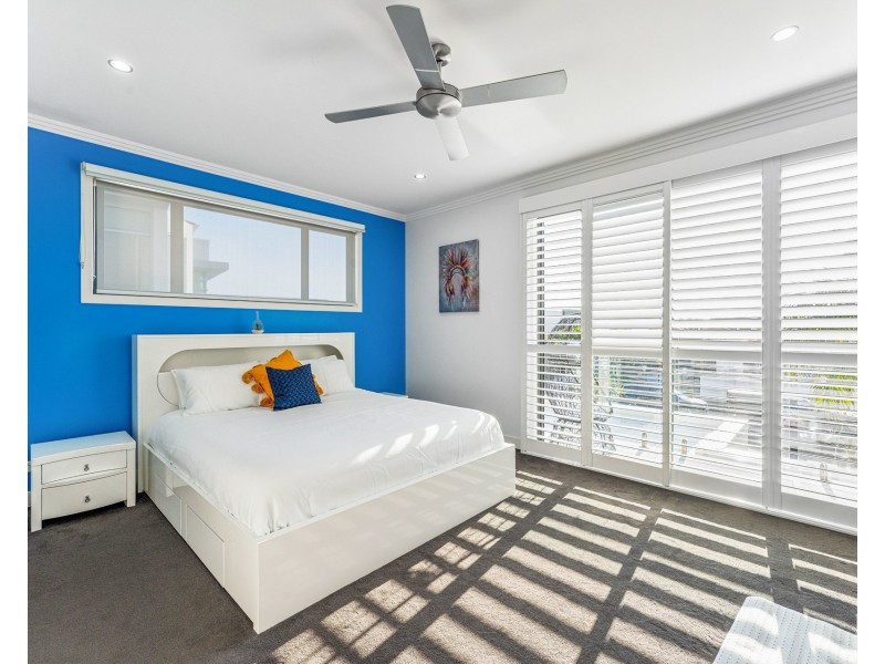 65 The Sovereign Mile, Sovereign Islands QLD 4216