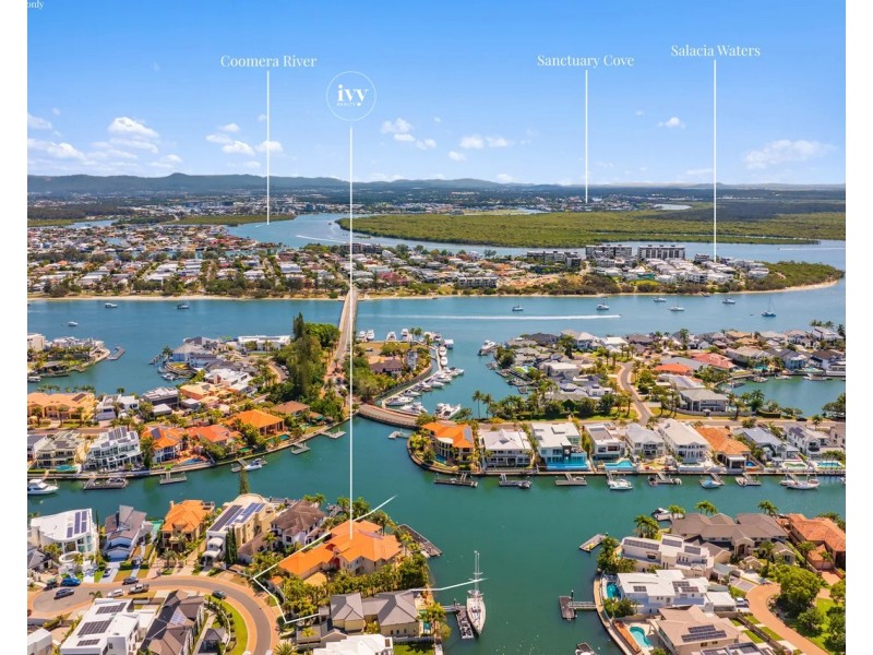 11-13 Queen Guineveres Place, Sovereign Islands QLD 4216