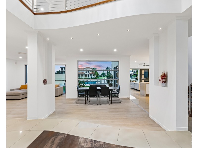 3 Royal Albert Crescent, Sovereign Islands QLD 4216