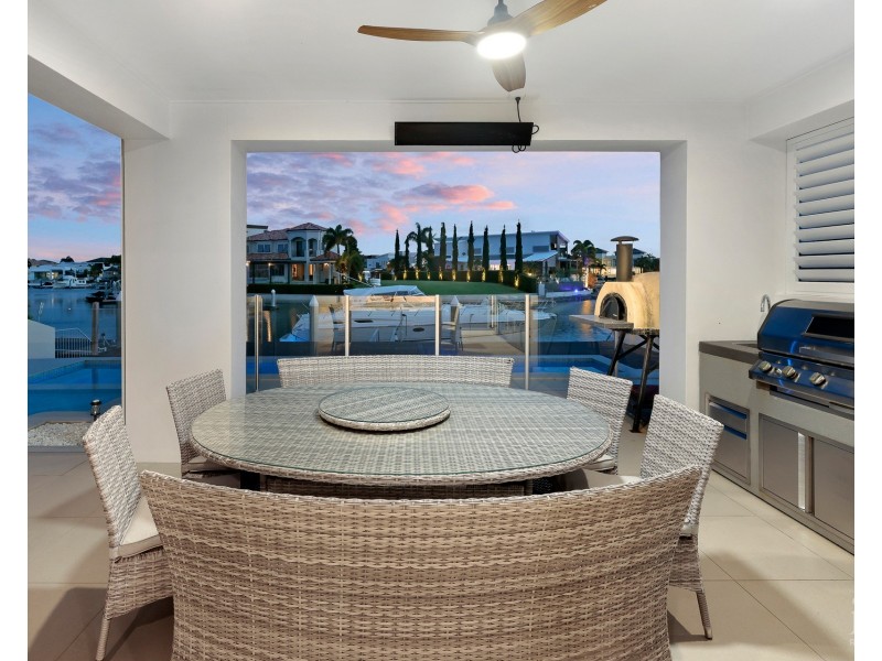3 Royal Albert Crescent, Sovereign Islands QLD 4216