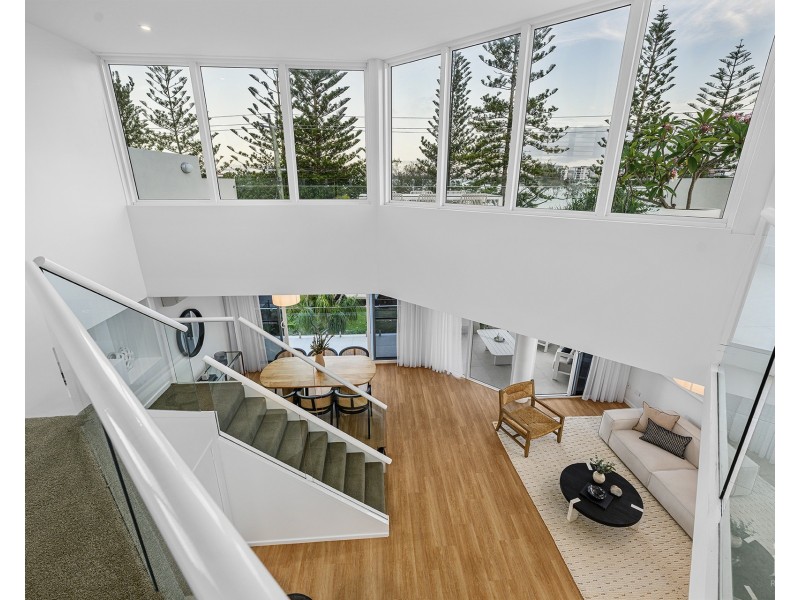 2/88 The Esplanade, Paradise Point QLD 4216