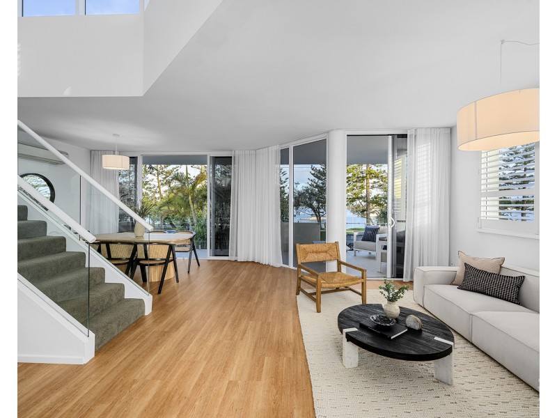 2/88 The Esplanade, Paradise Point QLD 4216