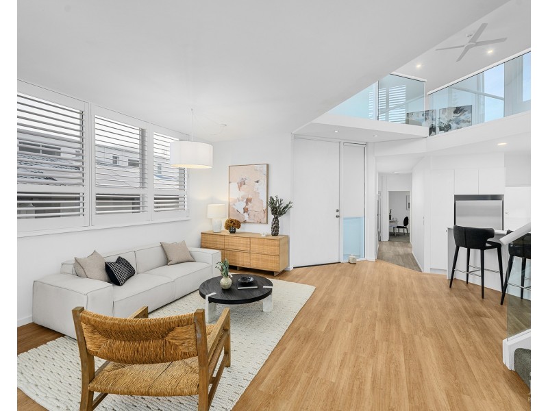 2/88 The Esplanade, Paradise Point QLD 4216