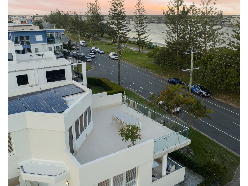 2/88 The Esplanade, Paradise Point QLD 4216