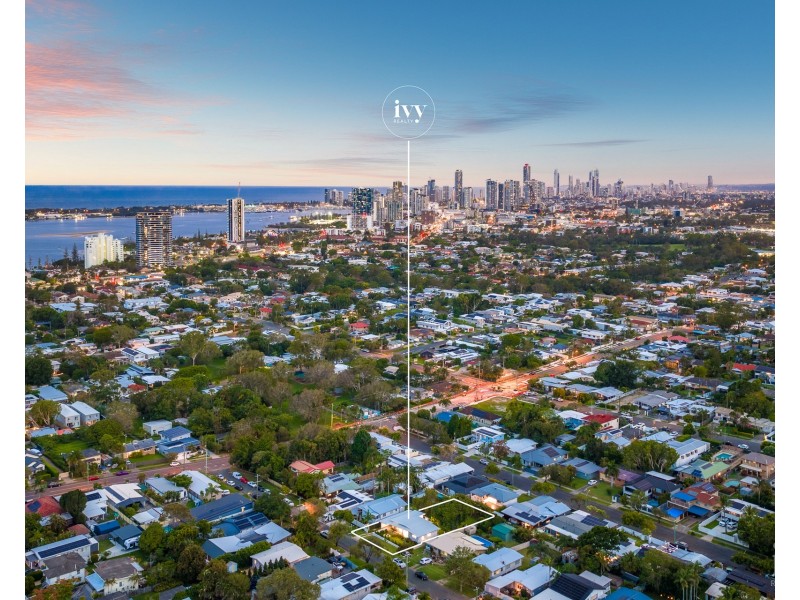 12 Second Avenue, Labrador QLD 4215