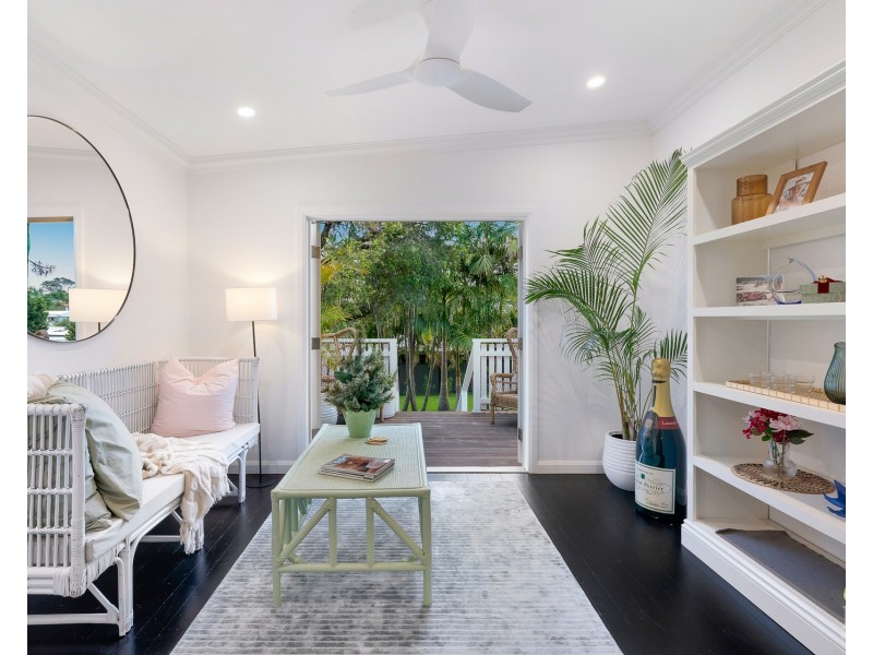 12 Second Avenue, Labrador QLD 4215