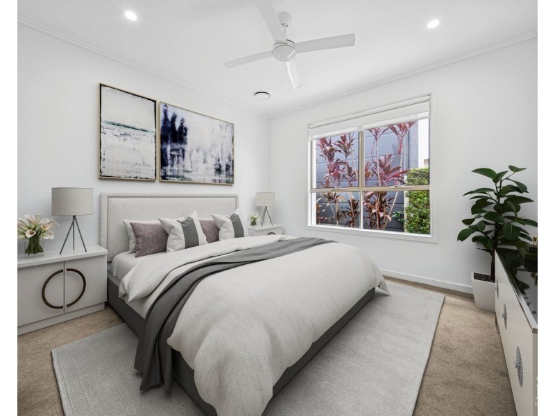 6094 Lugano Drive, Hope Island QLD 4212